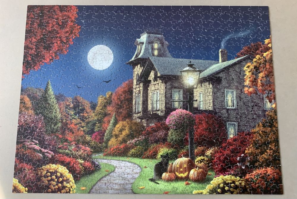 DONATED-Moonlight-J - White Mountain Puzzles puzzle collectible [Barcode 724819249008] - Main Image 2