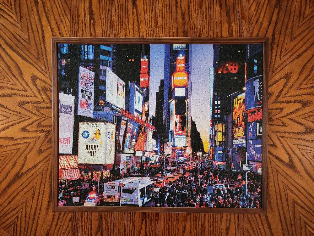 ZZ - Times Square (TRADED) - White Mountain Puzzles puzzle collectible [Barcode 724819255023] - Main Image 2