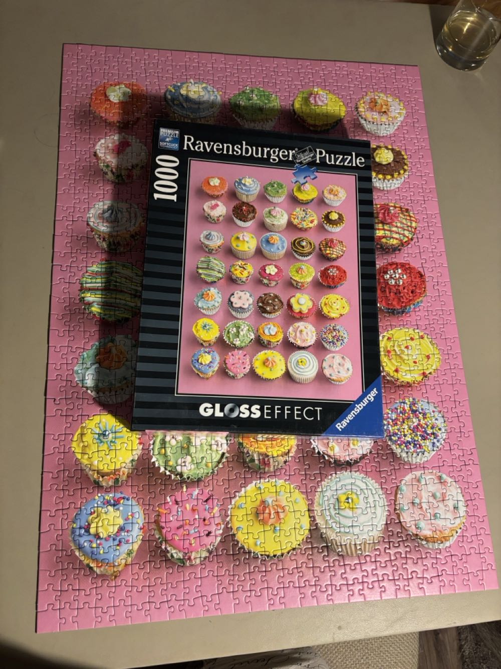 Pretty Cupcakes - Ravensburger puzzle collectible [Barcode 4005556194407] - Main Image 2