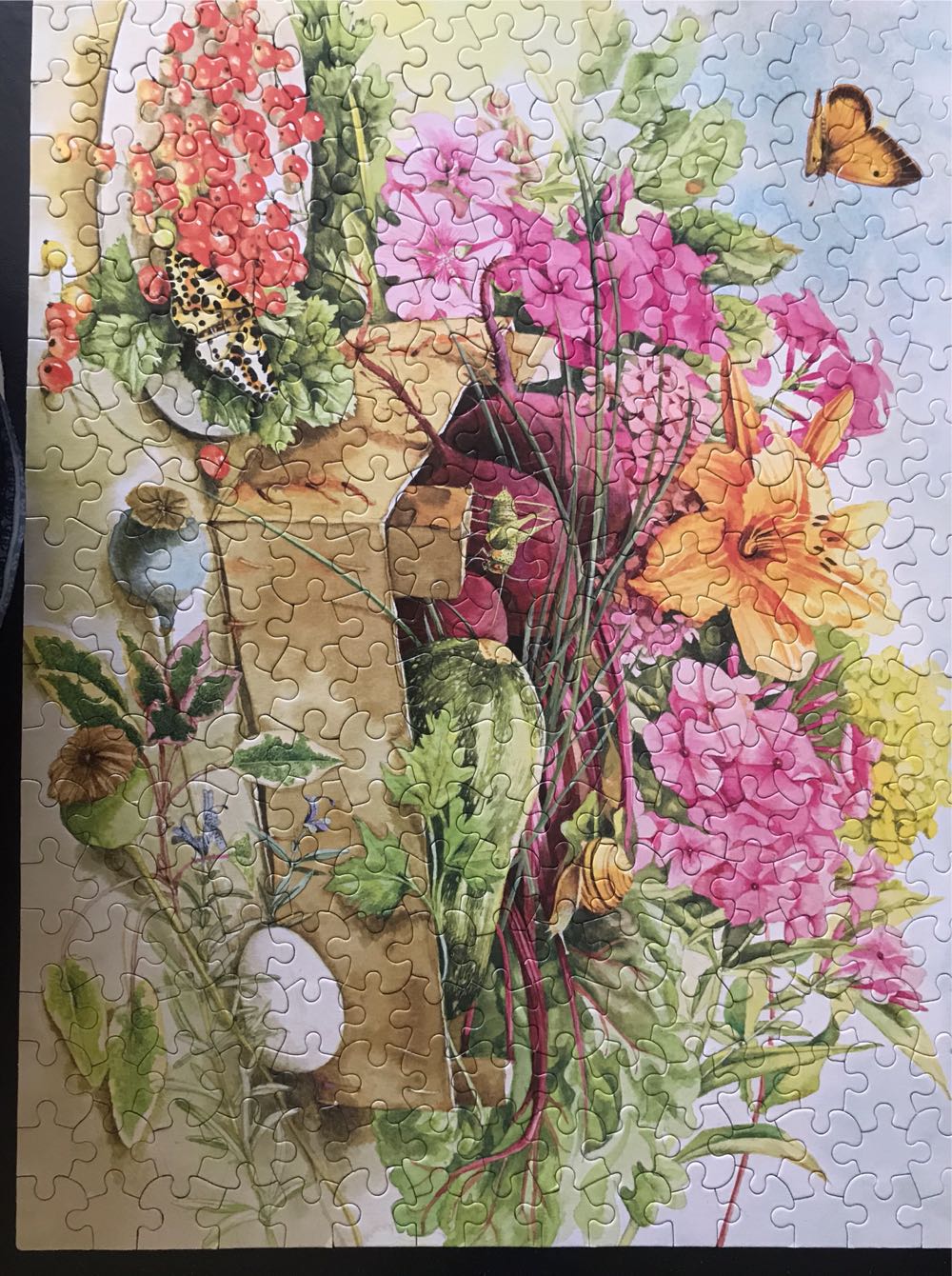 Marjolein Bastin 300 Piece Jigsaw Flowers - Ceaco puzzle collectible [Barcode 021081221054] - Main Image 2