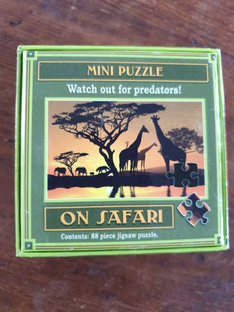 Mini Puzzel- On Safari - The Lagoon Group puzzle collectible [Barcode 677666013554] - Main Image 2