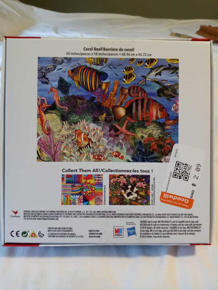 Coral Reef - Milton Bradley puzzle collectible [Barcode 778988300534] - Main Image 3