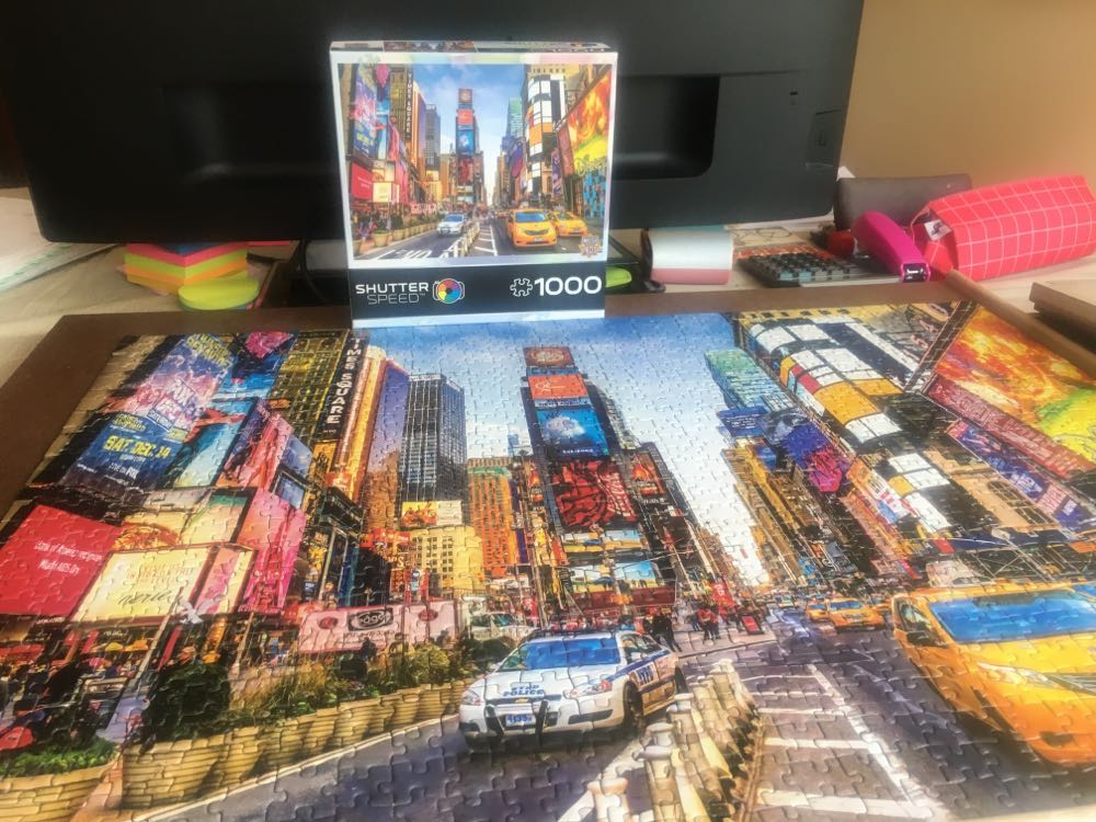 Times Square  - Master Pieces puzzle collectible [Barcode 705988716072] - Main Image 3