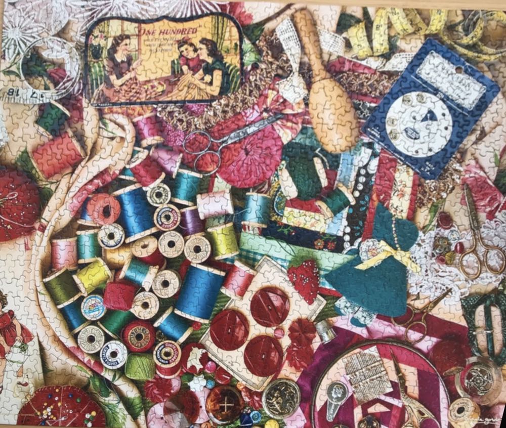 Sew Sweet - Springbok puzzle collectible [Barcode 091683105458] - Main Image 3