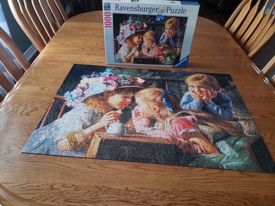 I Have A Secret - Ravensburger puzzle collectible [Barcode 4005556192717] - Main Image 2