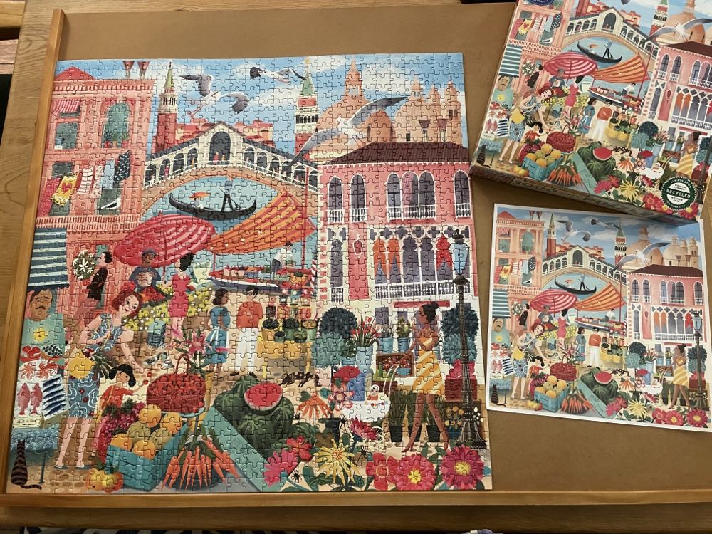 Venice Open Market - eeBoo Piece & Love puzzle collectible [Barcode 689196511080] - Main Image 4