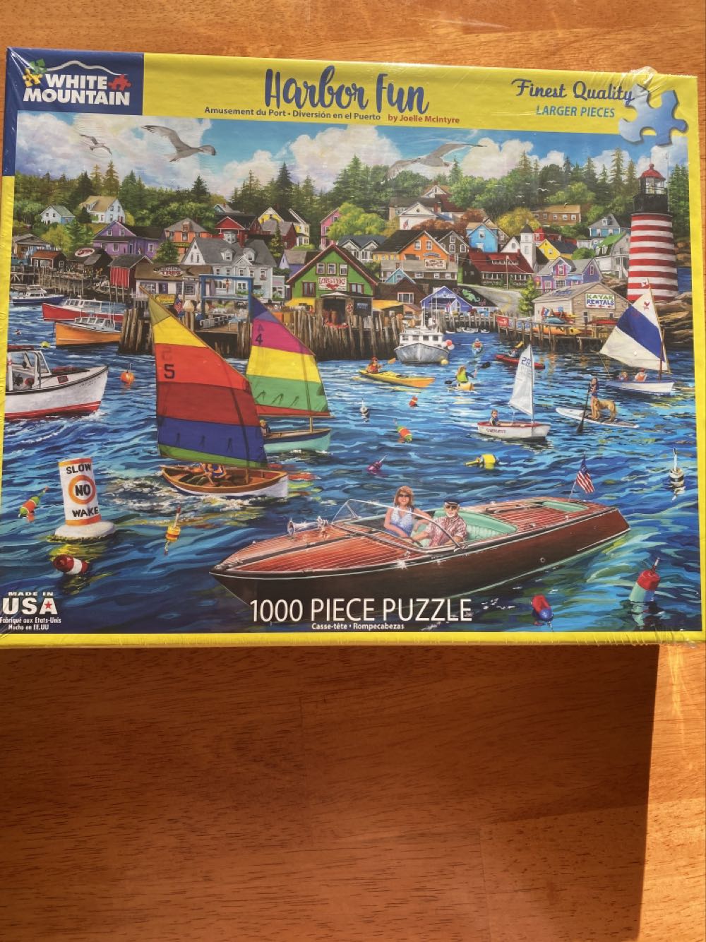 Harbor Fun - White Mountain puzzle collectible [Barcode 724819264384] - Main Image 2