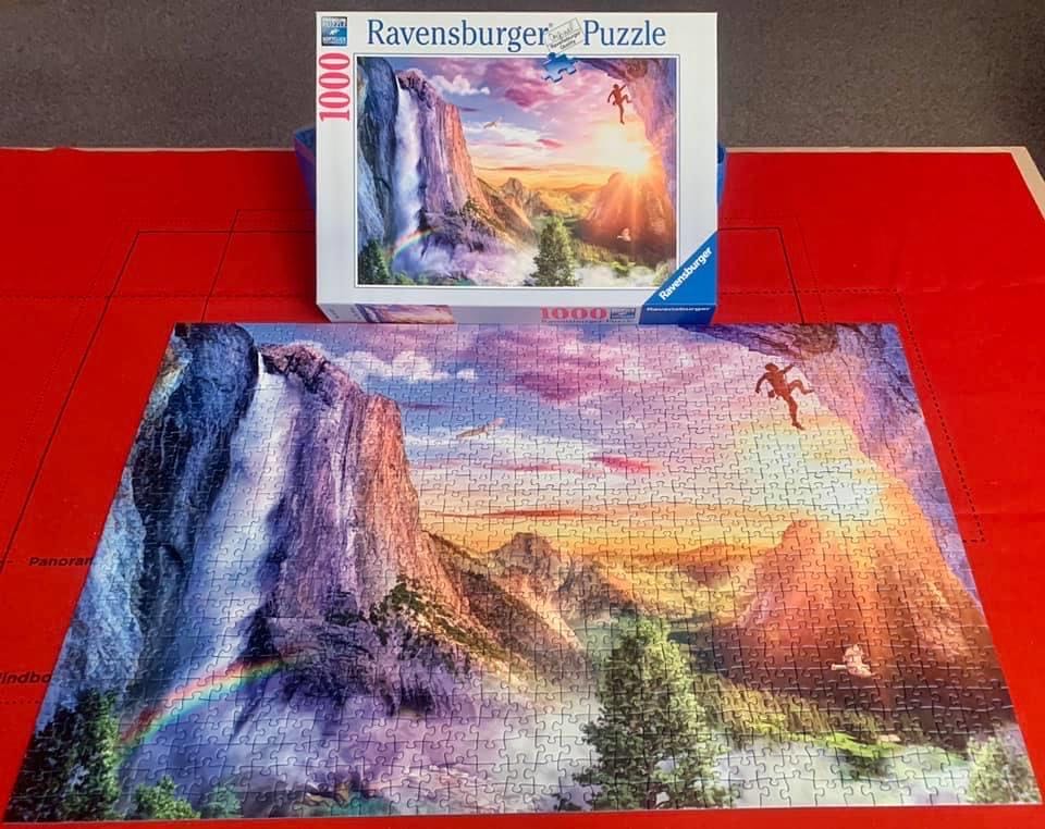 Climber’s Delight - Ravensburger puzzle collectible [Barcode 4005556164523] - Main Image 2
