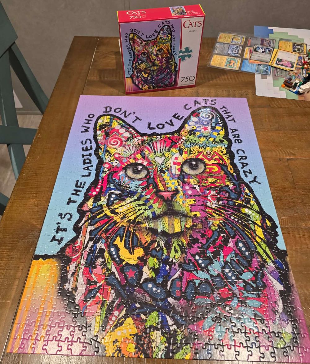 Cat Lady ✅ - Buffalo puzzle collectible [Barcode 079346172856] - Main Image 4