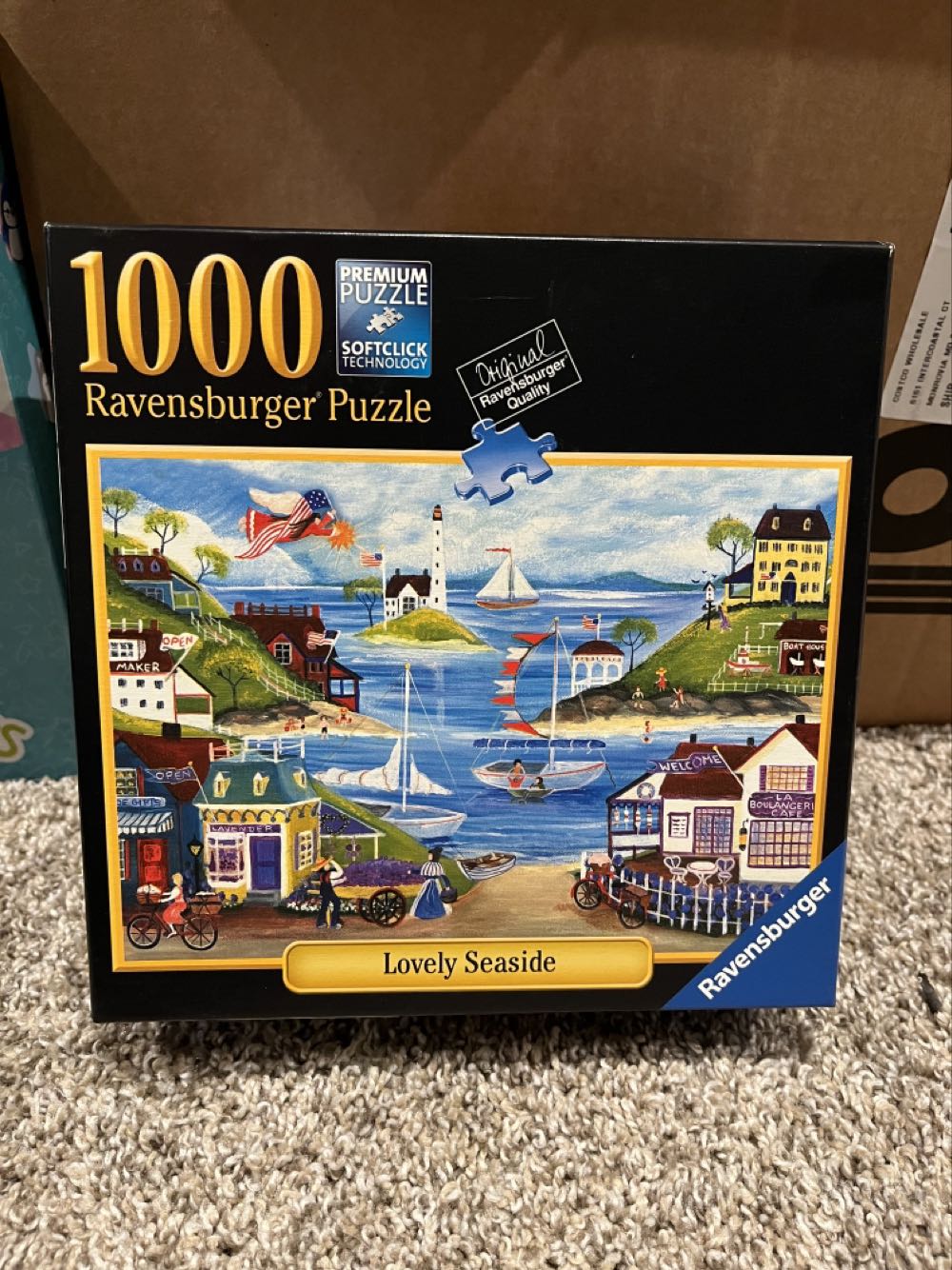 Lovely Seaside - Ravensburger puzzle collectible [Barcode 666273809766] - Main Image 2