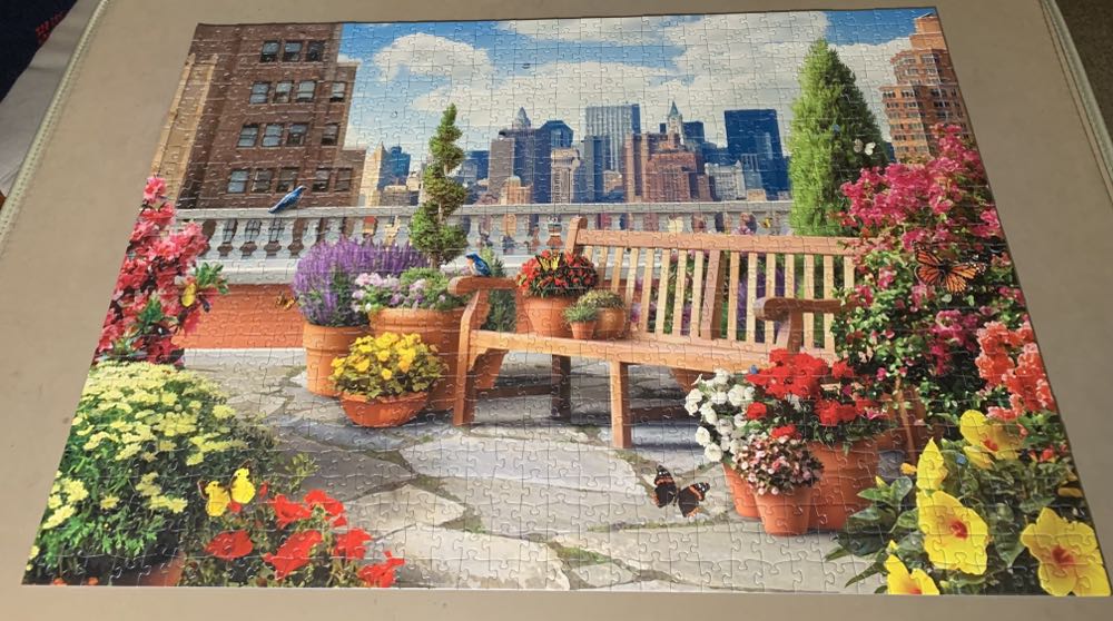 Rooftop Garden SM (1) Keep - Ravensburger puzzle collectible [Barcode 4005556824281] - Main Image 2