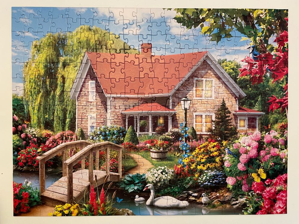Country Hideaway - Masterpieces, Inc. puzzle collectible [Barcode 705988616570] - Main Image 3
