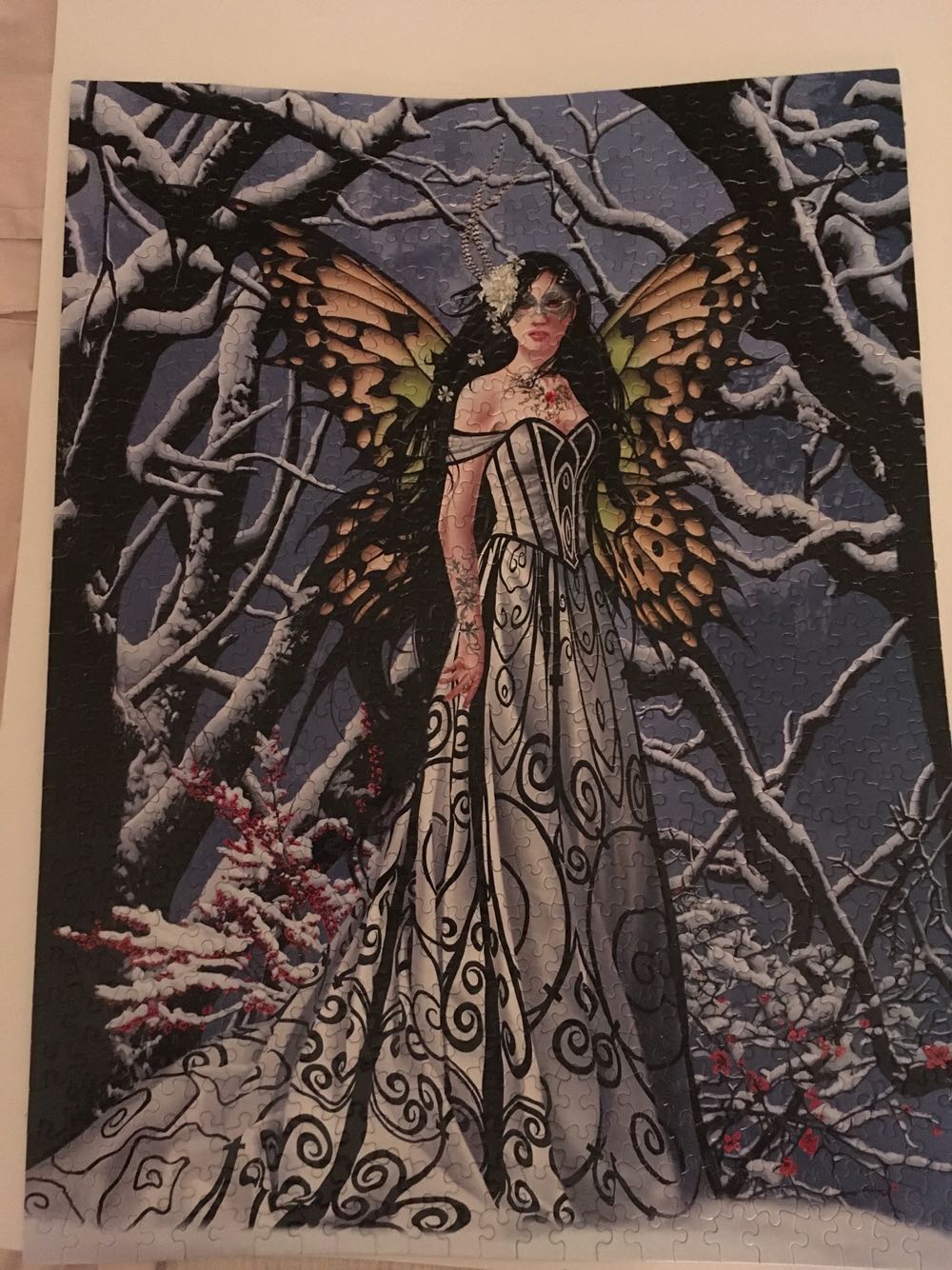 Heart Of Ice - Ceaco, Inc. puzzle collectible [Barcode 021081290715] - Main Image 2