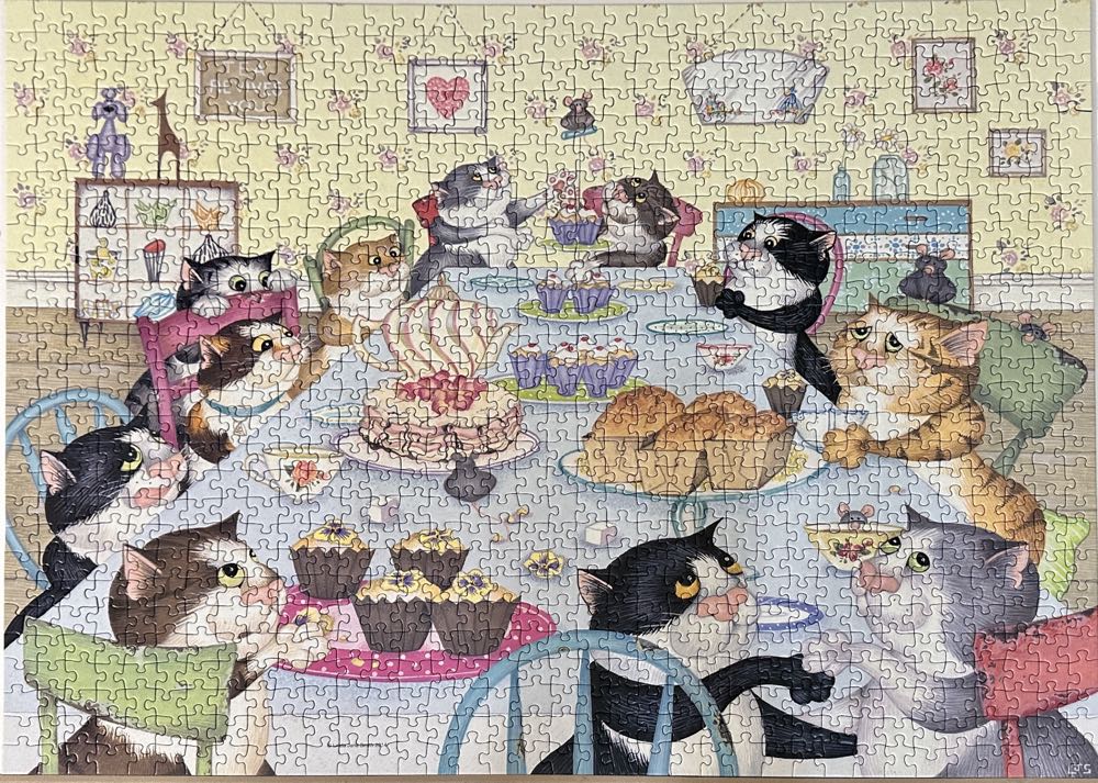 Crazy Cats - enjoy tea & cakes - Ravensburger puzzle collectible [Barcode 4005556194155] - Main Image 4