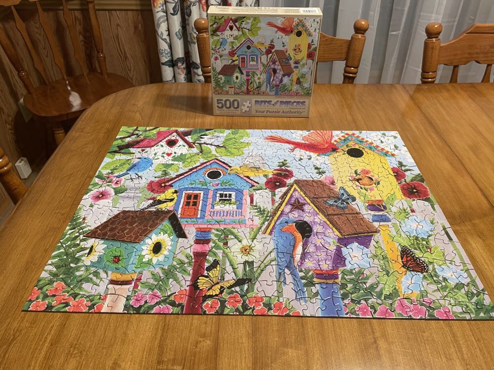 Birdhouse Garden - Bits & Pieces puzzle collectible [Barcode 192949039613] - Main Image 3