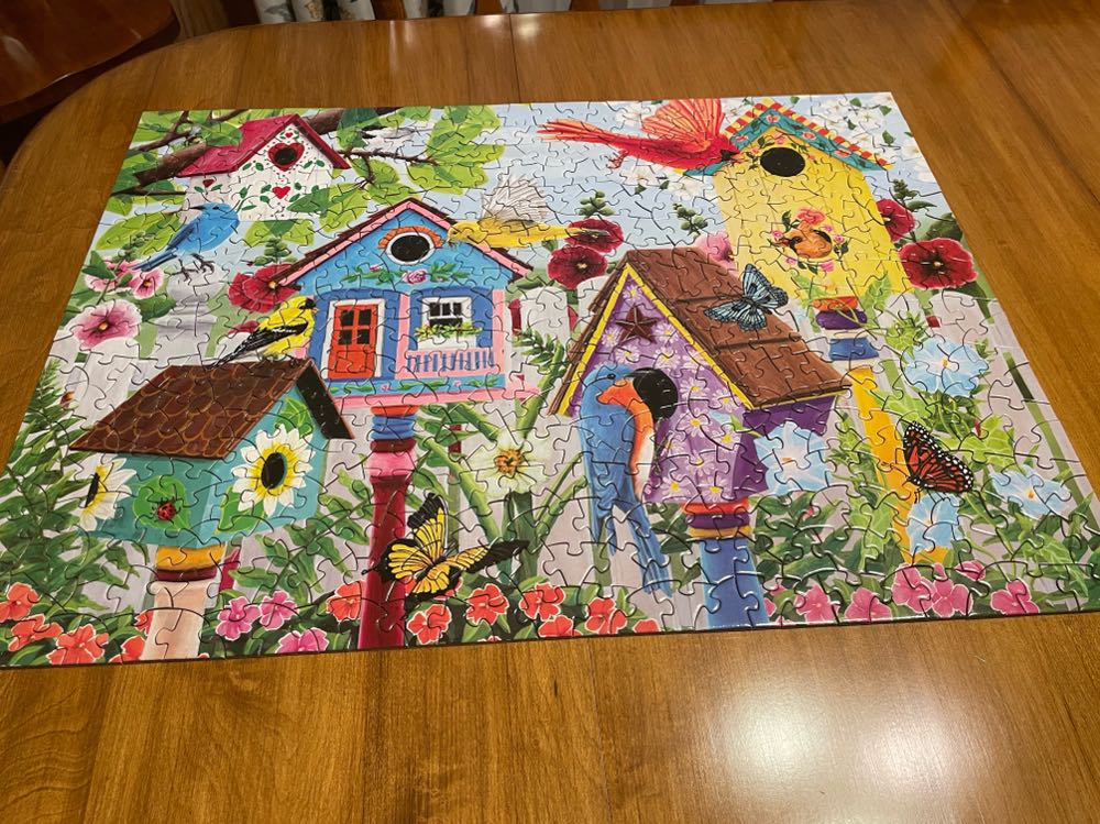 Birdhouse Garden - Bits & Pieces puzzle collectible [Barcode 192949039613] - Main Image 4