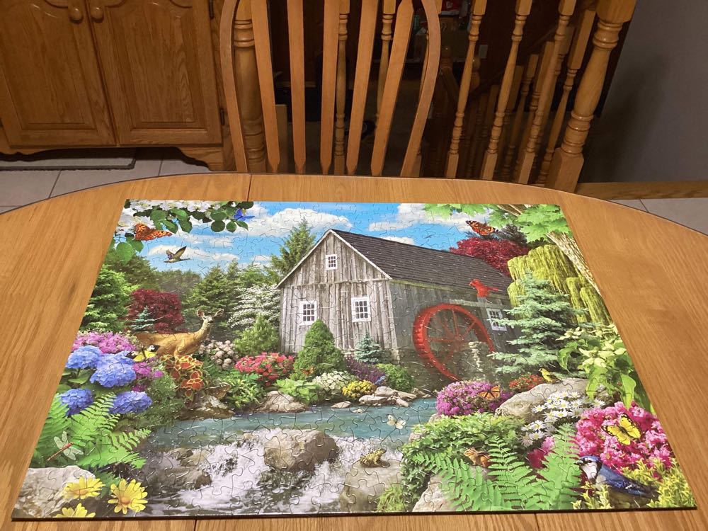 TRADED Country Mill - Bits And Pieces puzzle collectible [Barcode 192949005779] - Main Image 4