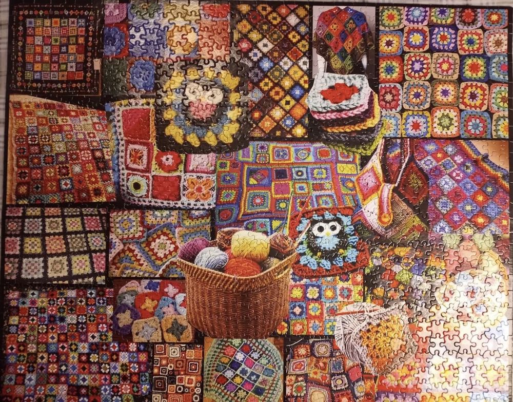 Granny Squares - White Mountain Puzzles puzzle collectible [Barcode 724819256594] - Main Image 4