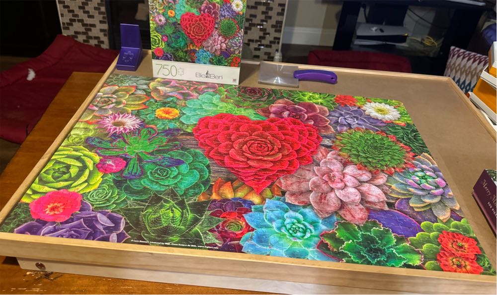 Succulent Love - Big Ben puzzle collectible [Barcode 778988330944] - Main Image 3