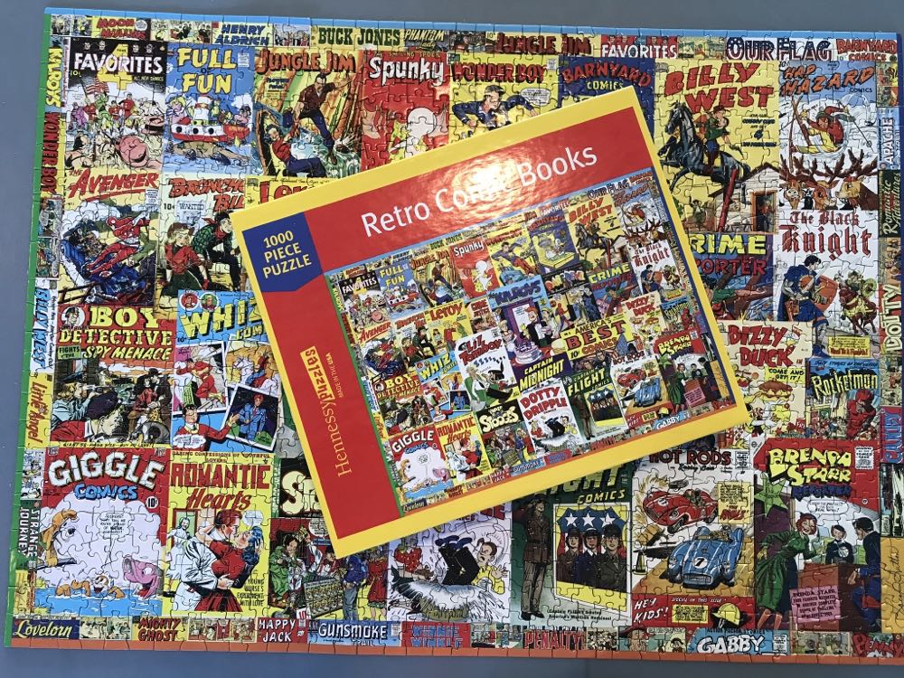 Retro Comic Books - Hennessey puzzles puzzle collectible [Barcode 706259290048] - Main Image 3