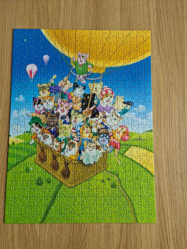 Cat’s Club Ballooning - Ravensburger puzzle collectible [Barcode 4005556144143] - Main Image 2