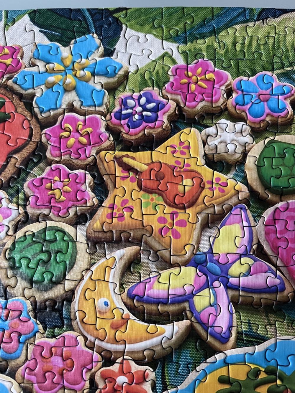FS - Tropical Cookies - Missing A Piece - Cobble Hill puzzle collectible [Barcode 625012803304] - Main Image 3