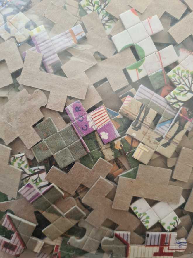 Confection Street Mosaic - MB Puzzle puzzle collectible [Barcode 032244042904] - Main Image 2