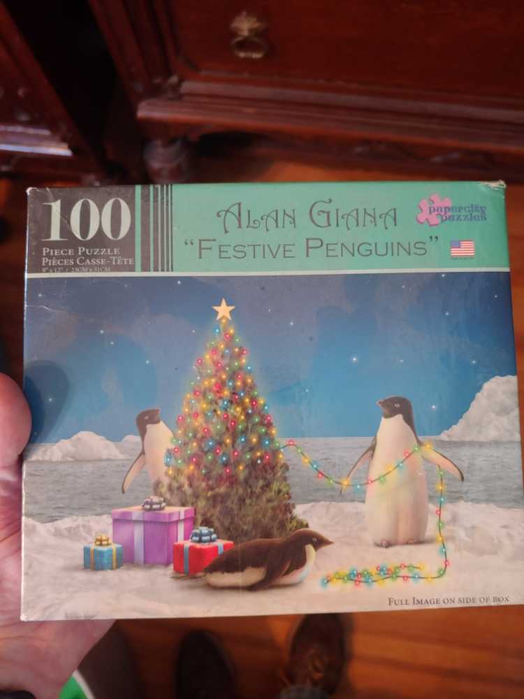 Cardinals At Christmas