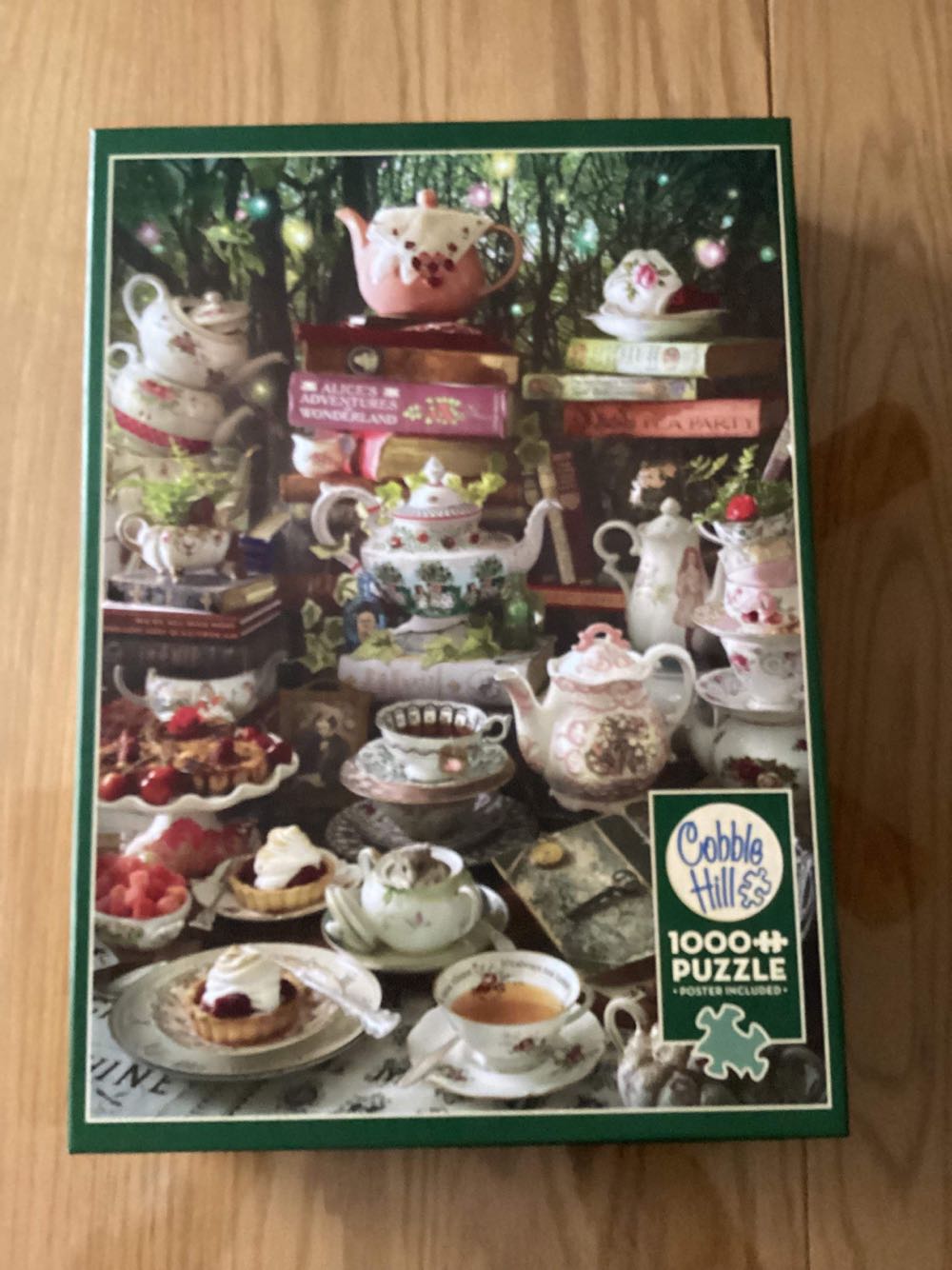 We’re All Mad Here - Cobble Hill 🇺🇸 puzzle collectible [Barcode 625012802680] - Main Image 4