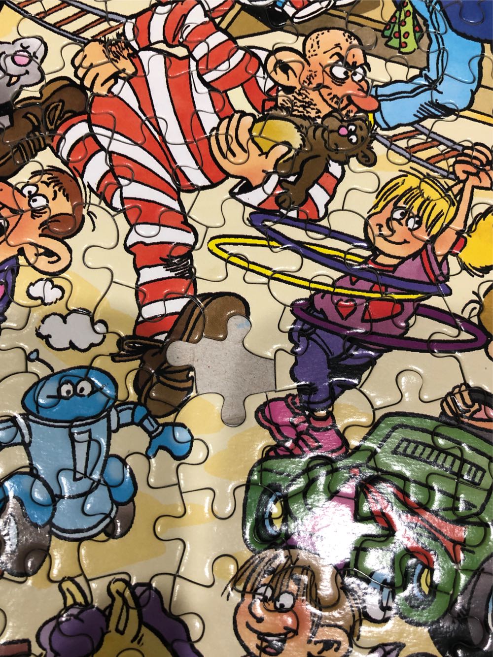 Crowd Pleasers: The Toy Shop - Ceaco puzzle collectible [Barcode 021081350174] - Main Image 4