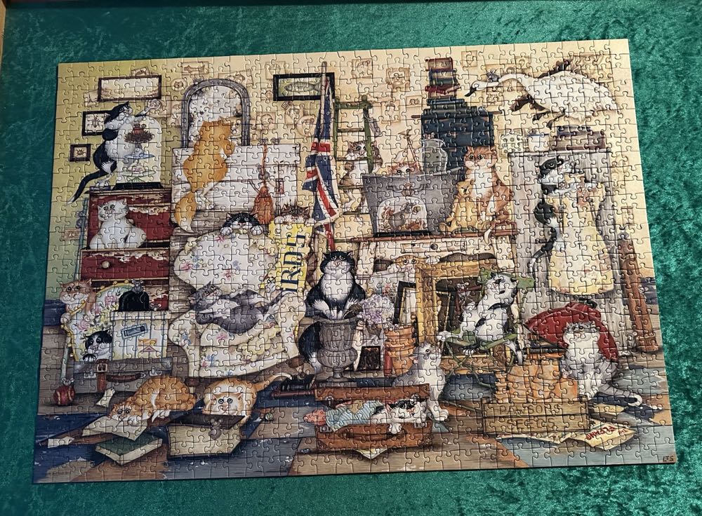 Crazy Cats…go Salvage Hunting* - Ravensburger puzzle collectible [Barcode 4005556151745] - Main Image 3