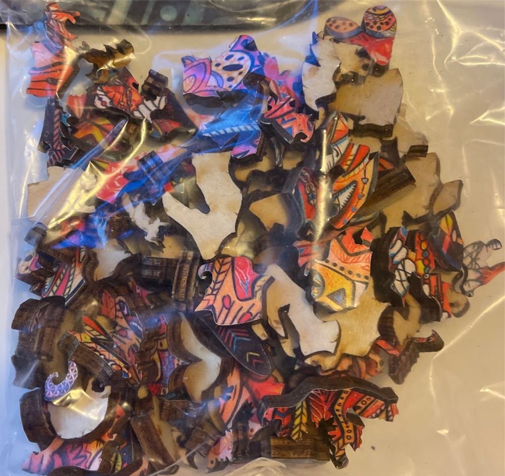 Feline Wooden Puzzle - Box says “SM Green Wooden Puzzle”  puzzle collectible - Main Image 2