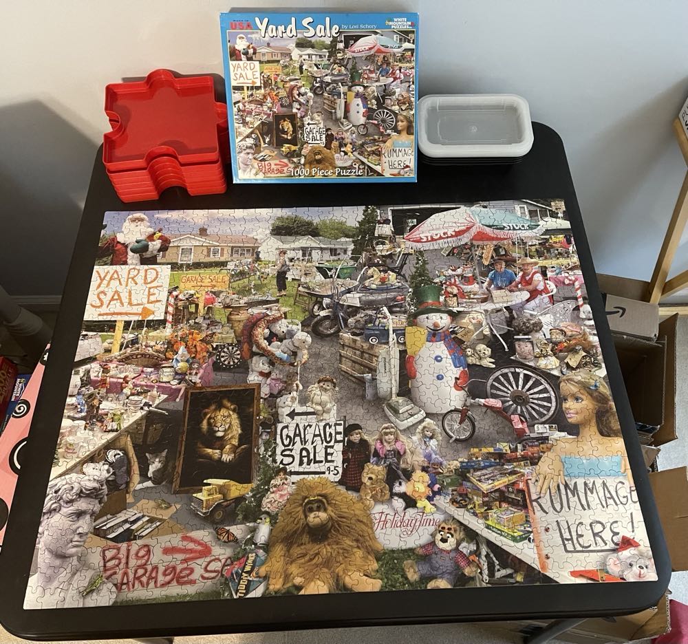 Yard Sale - White Mountain puzzle collectible [Barcode 724819264483] - Main Image 3