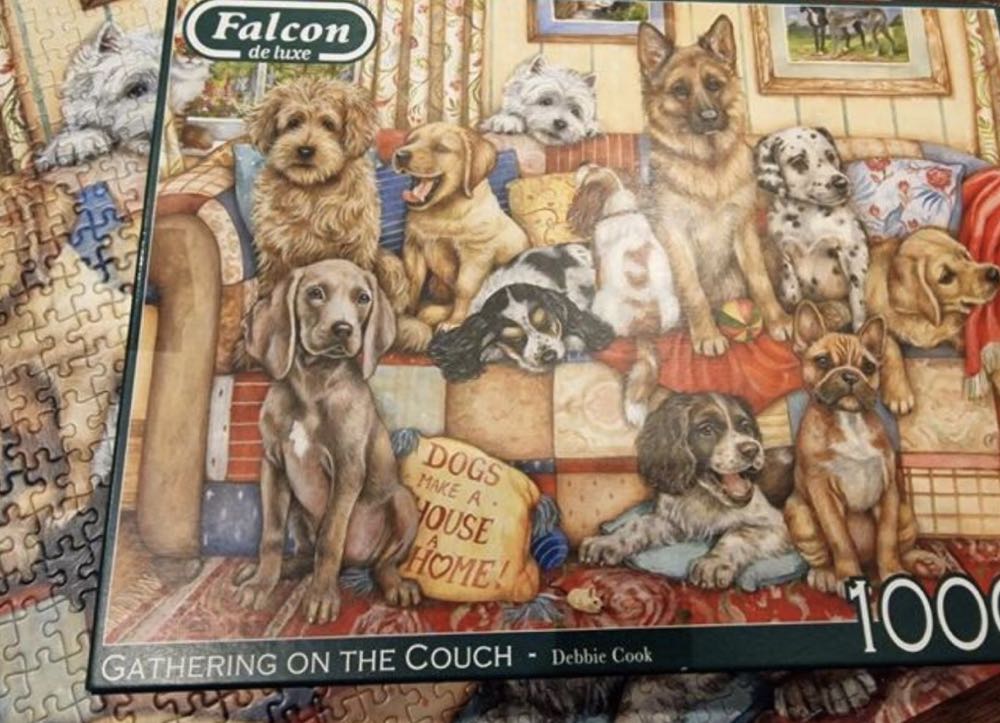 Gathering On The Couch (NIB) From Nannie - Falcon puzzle collectible [Barcode 8710126112939] - Main Image 4