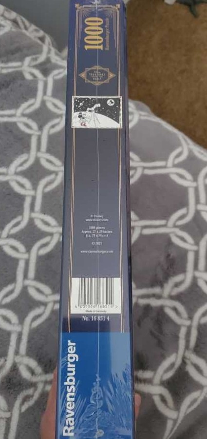 Minnie Mouse & Mickey Mouse (UV) Traded - Ravensburger puzzle collectible [Barcode 4005556168514] - Main Image 3