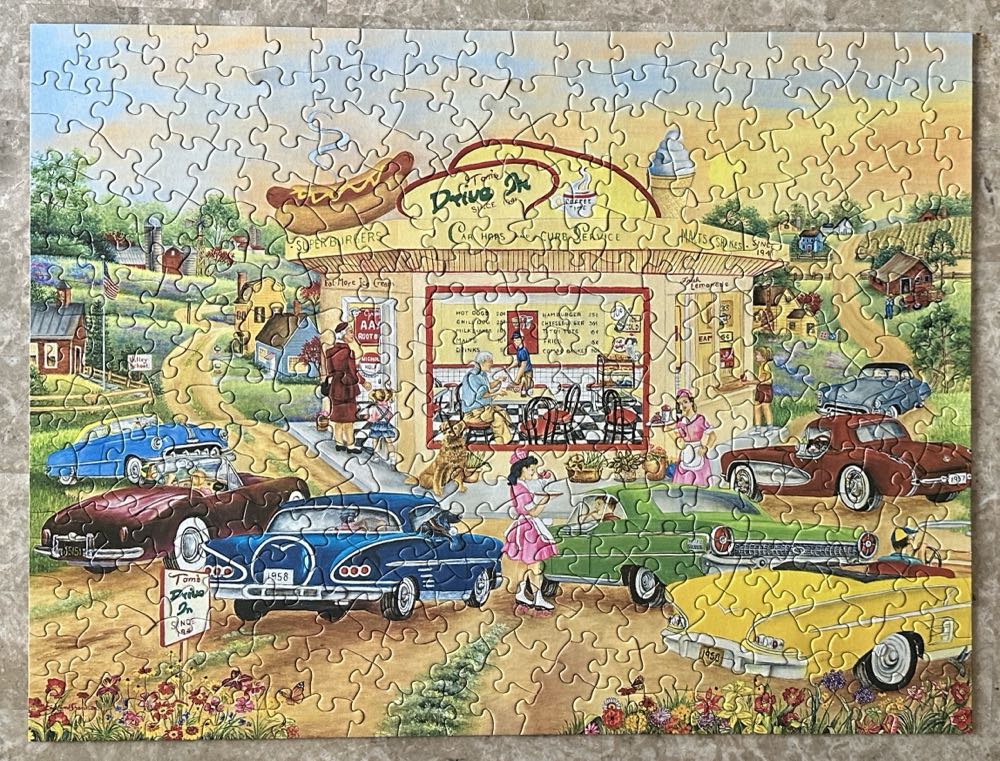The Drive In - Bits And Pieces puzzle collectible [Barcode 192949006370] - Main Image 3