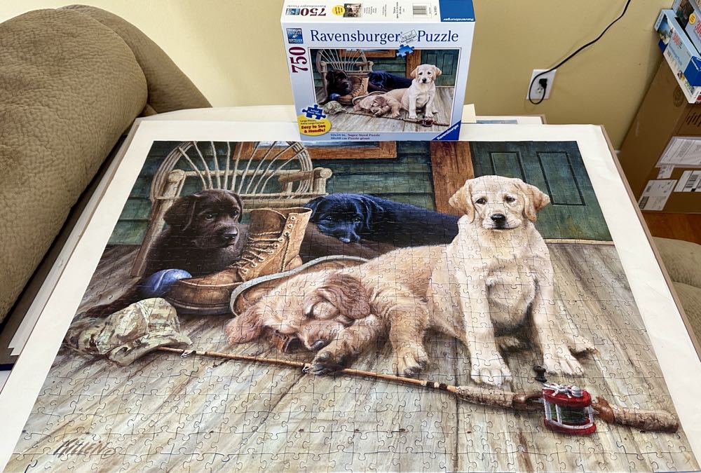 Ruff Day - Large pieces - Ravensburger puzzle collectible [Barcode 4005556199396] - Main Image 3