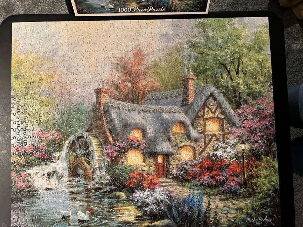 The Cottage Mill - White Mountain puzzle collectible [Barcode 724819248704] - Main Image 2