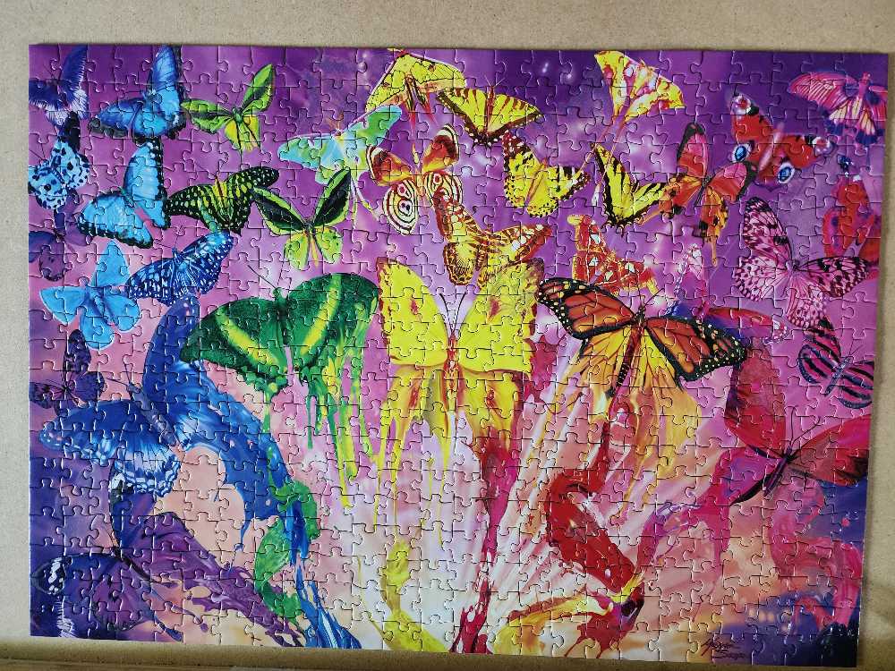 Metamorphosis  - Master Pieces puzzle collectible [Barcode 705988320200] - Main Image 4