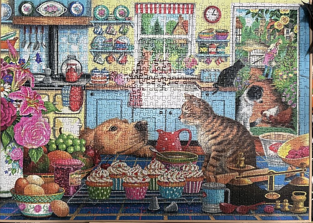 Tempting Treats - Gibsons puzzle collectible [Barcode 5012269063141] - Main Image 2