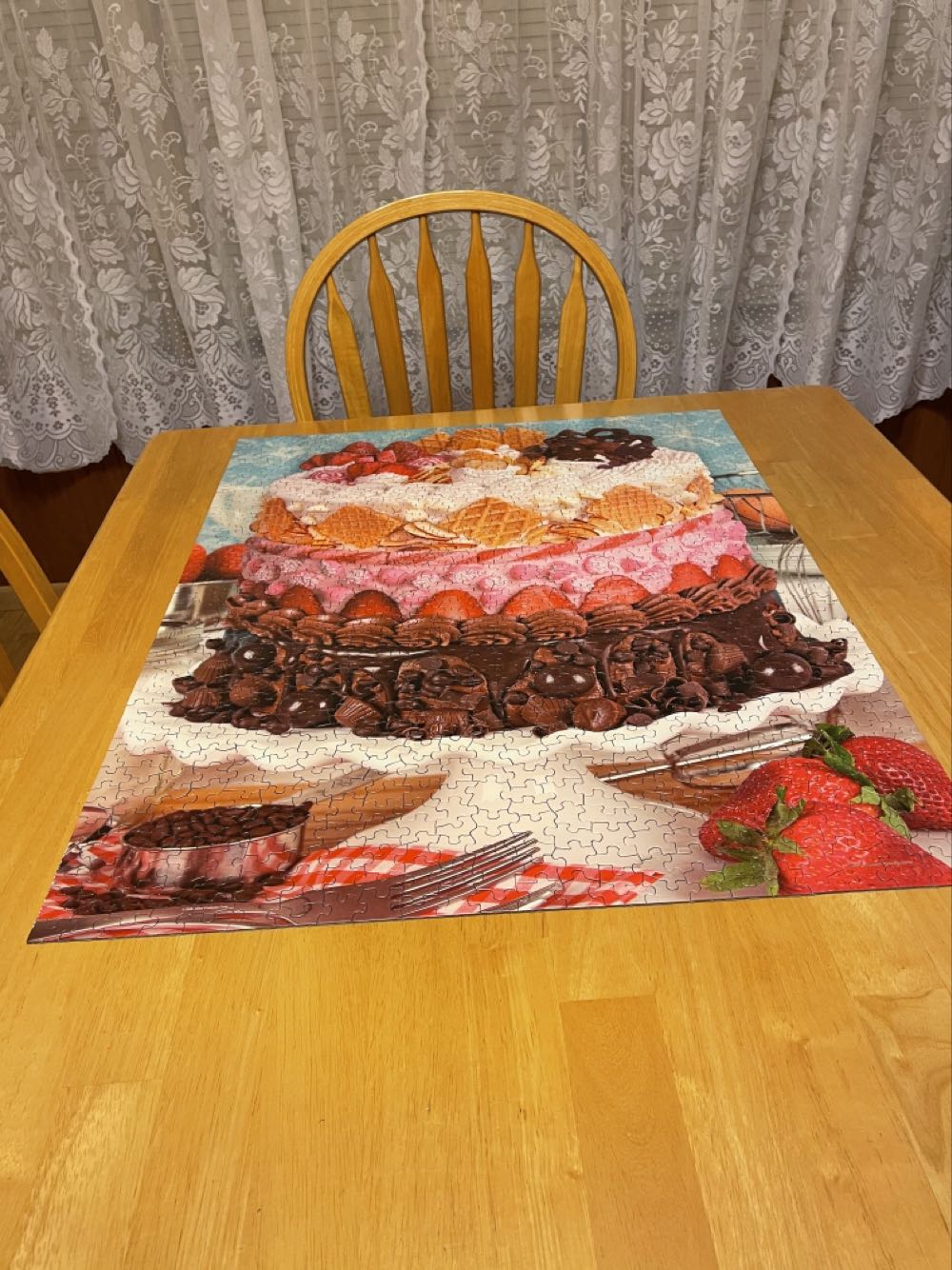 Icing On The Cake - Springbok puzzle collectible [Barcode 091683109357] - Main Image 3