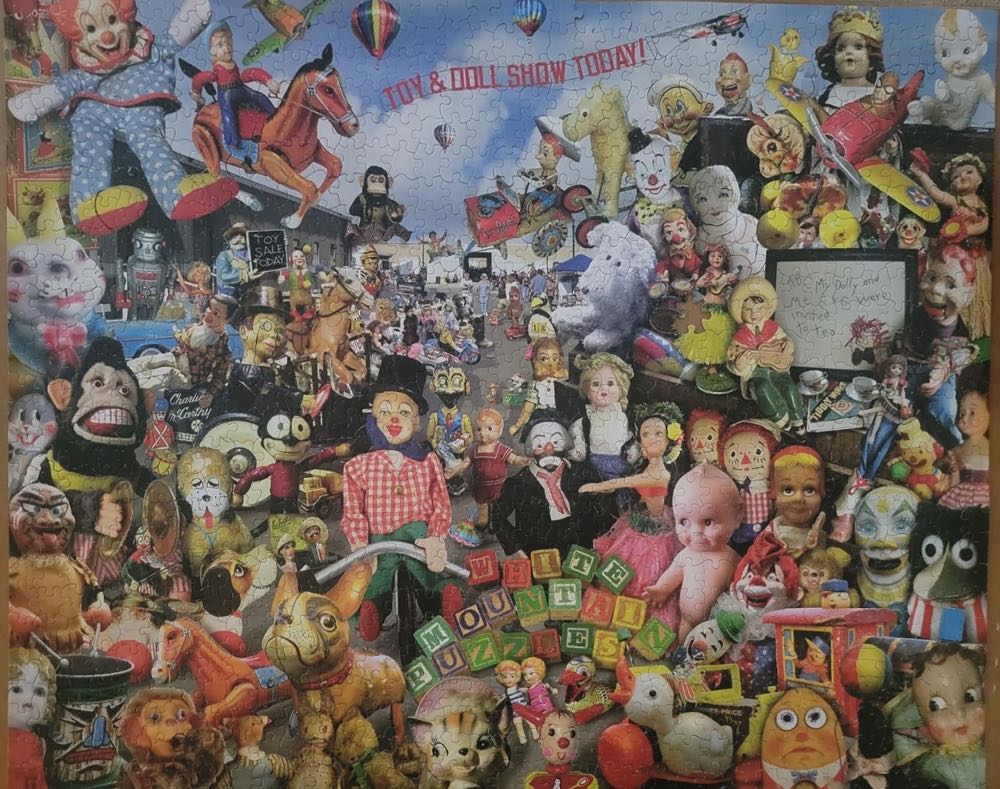 Crazy Toys - White Mountain Puzzles puzzle collectible [Barcode 724819252633] - Main Image 3