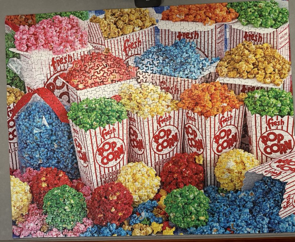 Technicolor Treats - Springbok puzzle collectible [Barcode 091683106769] - Main Image 2