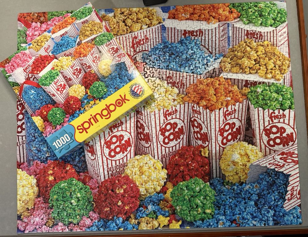 Technicolor Treats - Springbok puzzle collectible [Barcode 091683106769] - Main Image 3