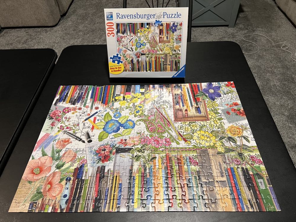 Color With Me - Ravensburger puzzle collectible [Barcode 4005556135929] - Main Image 3