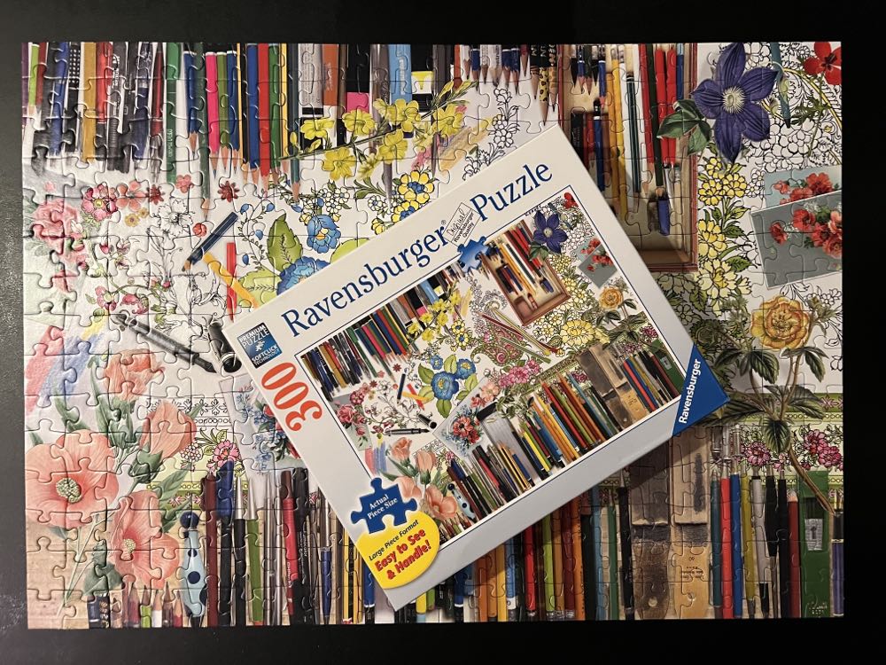 Color With Me - Ravensburger puzzle collectible [Barcode 4005556135929] - Main Image 4