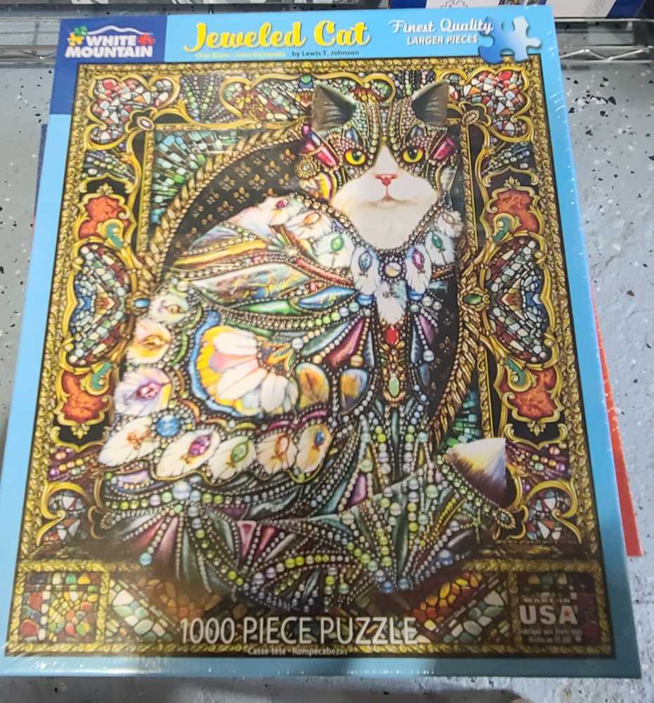 Jeweled Cat - White Mountain puzzle collectible [Barcode 724819261864] - Main Image 2