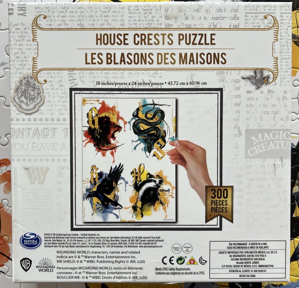Harry Potter House Crests - Spin Master puzzle collectible [Barcode 778988338216] - Main Image 3