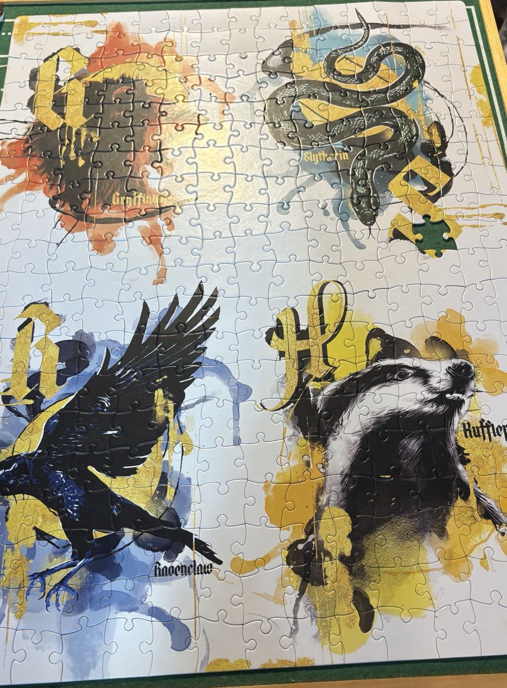 Harry Potter House Crests - Spin Master puzzle collectible [Barcode 778988338216] - Main Image 4