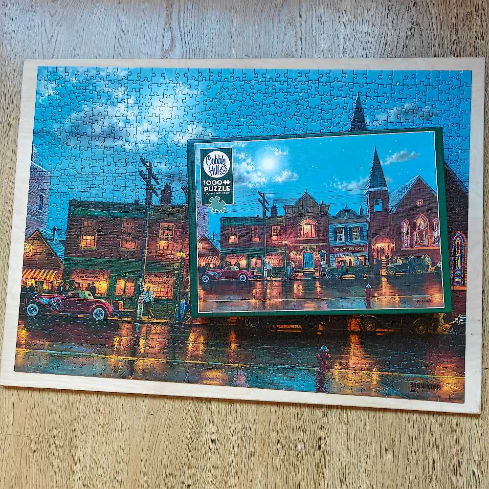 Evening Service - Cobble Hill puzzle collectible [Barcode 625012801935] - Main Image 2